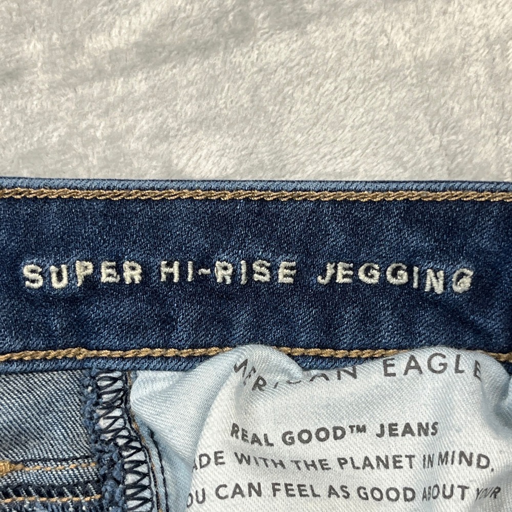 American Eagle Super Hi-Rise Jegging Womens 6 Long Blue Dream Jean Medium Wash - Picture 9 of 15
